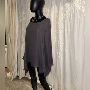 Blouse by Harari, in Dark Grey, size L, made from 100% Silk, made in the USA.